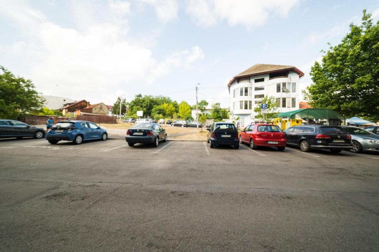 Eunice Apartament Oradea Dış mekan fotoğraf